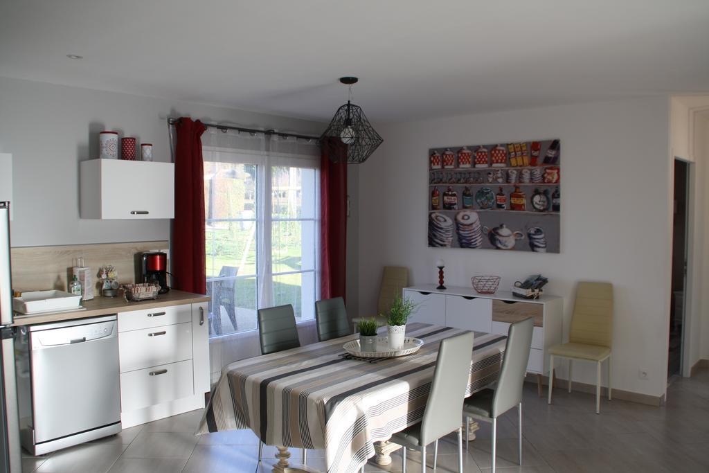 Gite De Roches Hibou Seigy Exterior photo